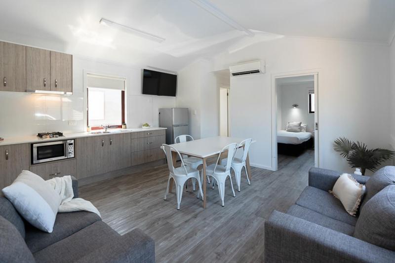 Adelaide Caravan Park - Aspen Holiday Parks Ngoại thất bức ảnh