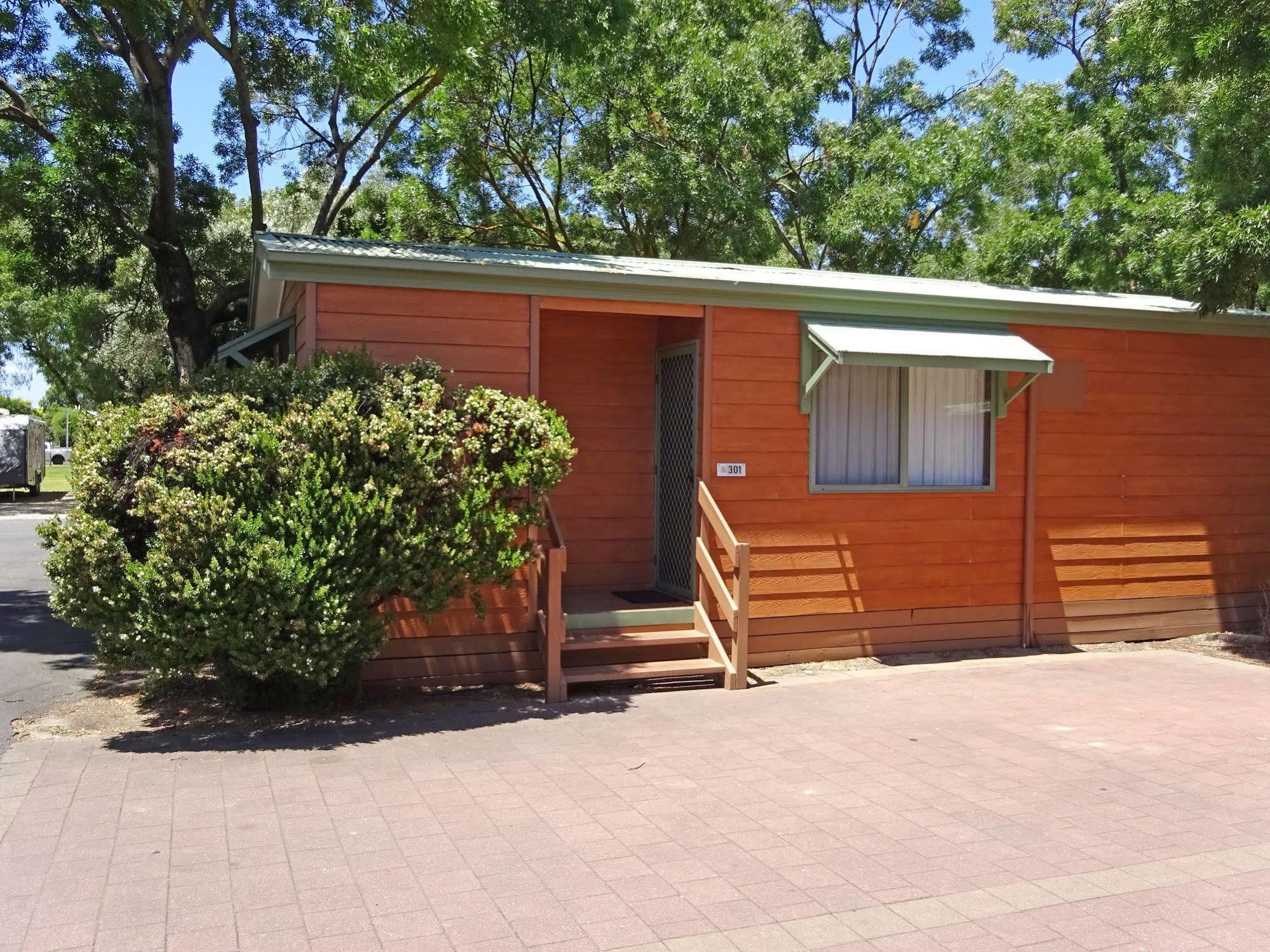 Adelaide Caravan Park - Aspen Holiday Parks Ngoại thất bức ảnh